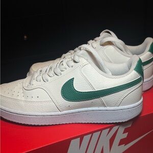 Nike White and Green Retro Basketball Sneakers